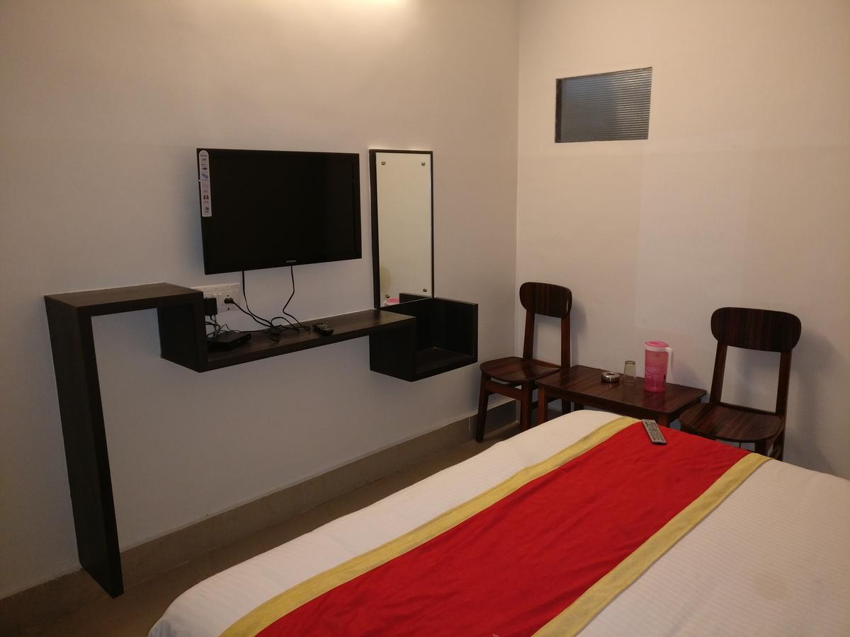 Hotel Raj Mahal Chikmagalūr 외부 사진
