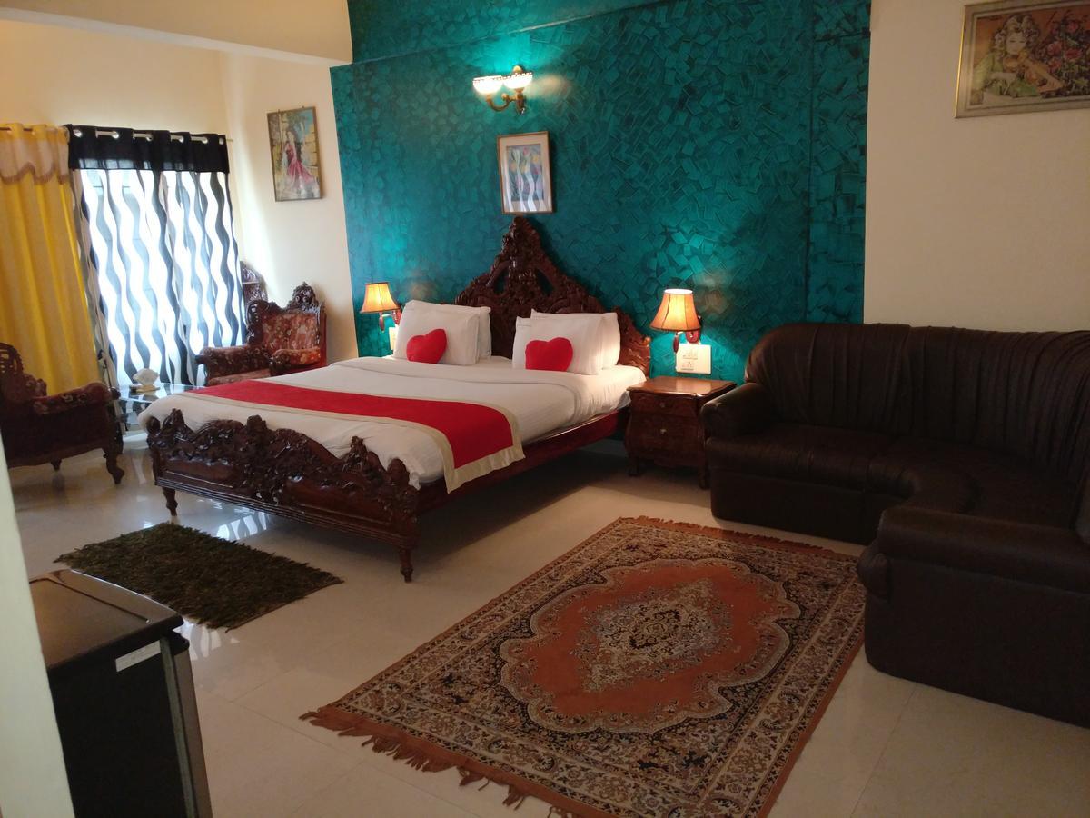 Hotel Raj Mahal Chikmagalūr 외부 사진